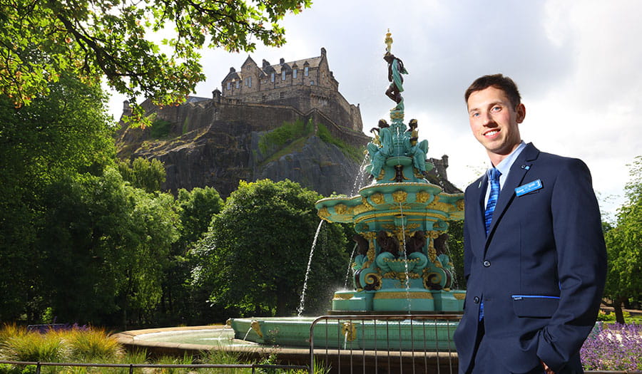 Lumo staff in front of Ross fountain