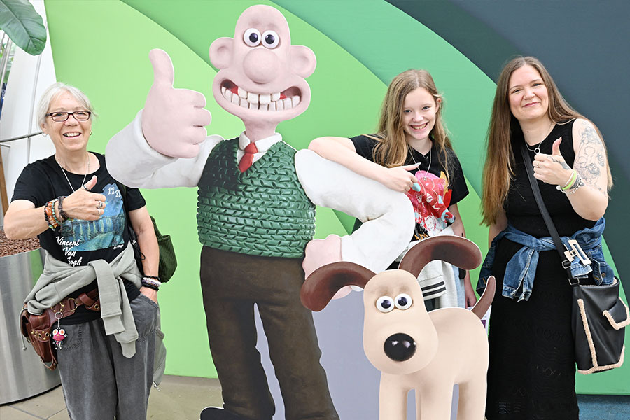 Sienna, Sienna's grandmother and mother at Wallace & Gromit exhibition