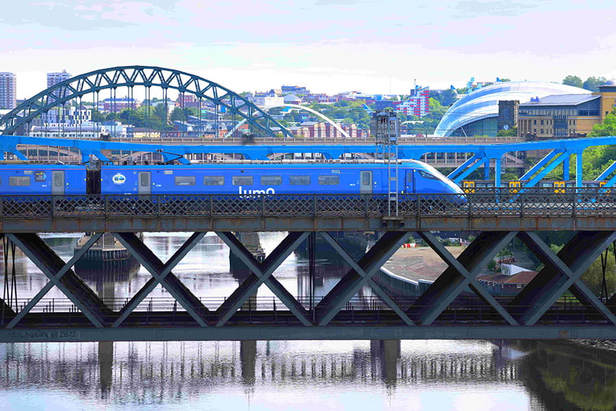 Lumo train over the river Tyne