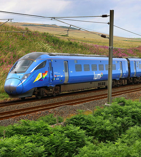 Lumo train